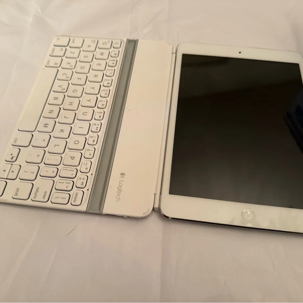 Locked 1st generation iPad